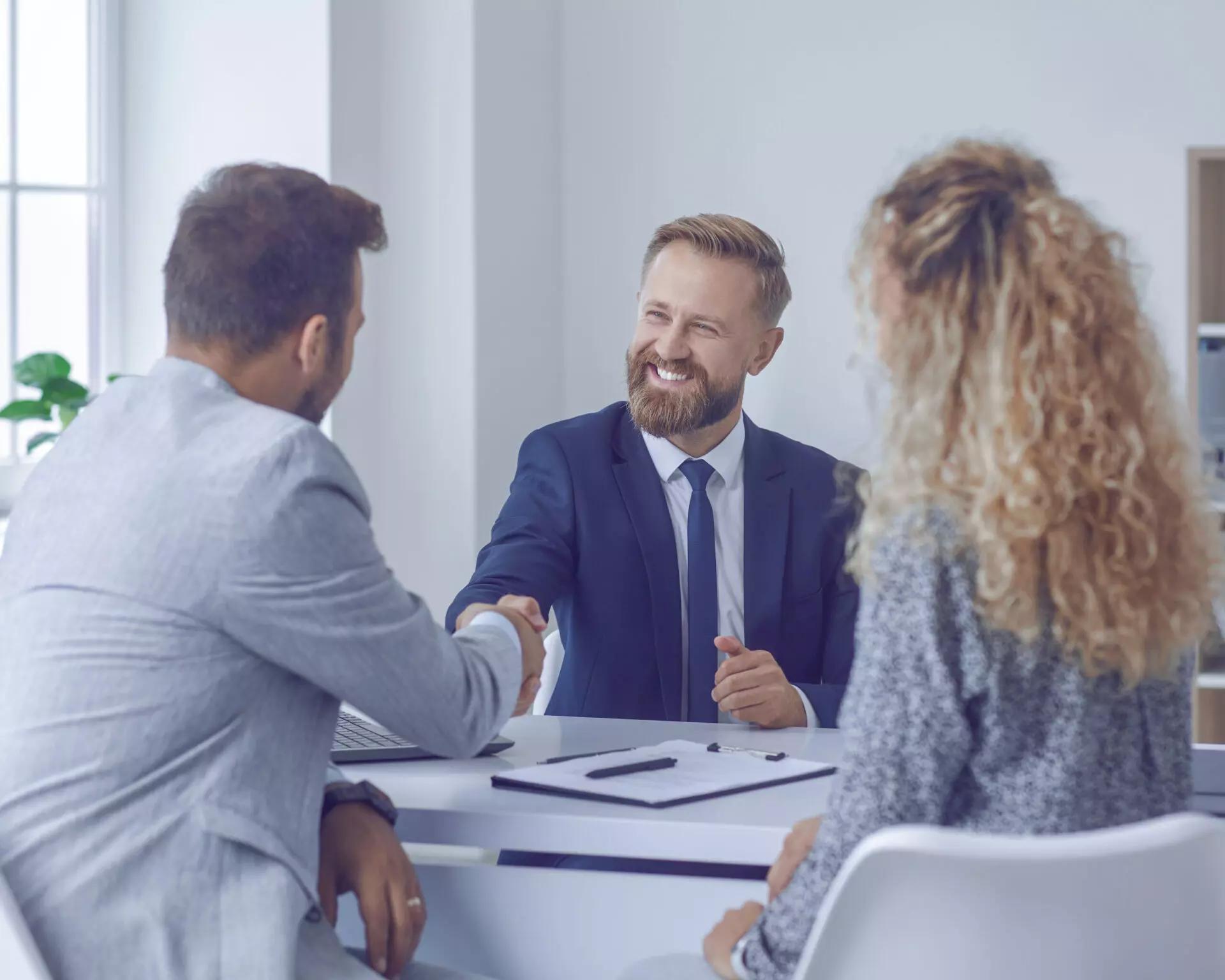 financial advisors resourcing clients through advisor managed accounts