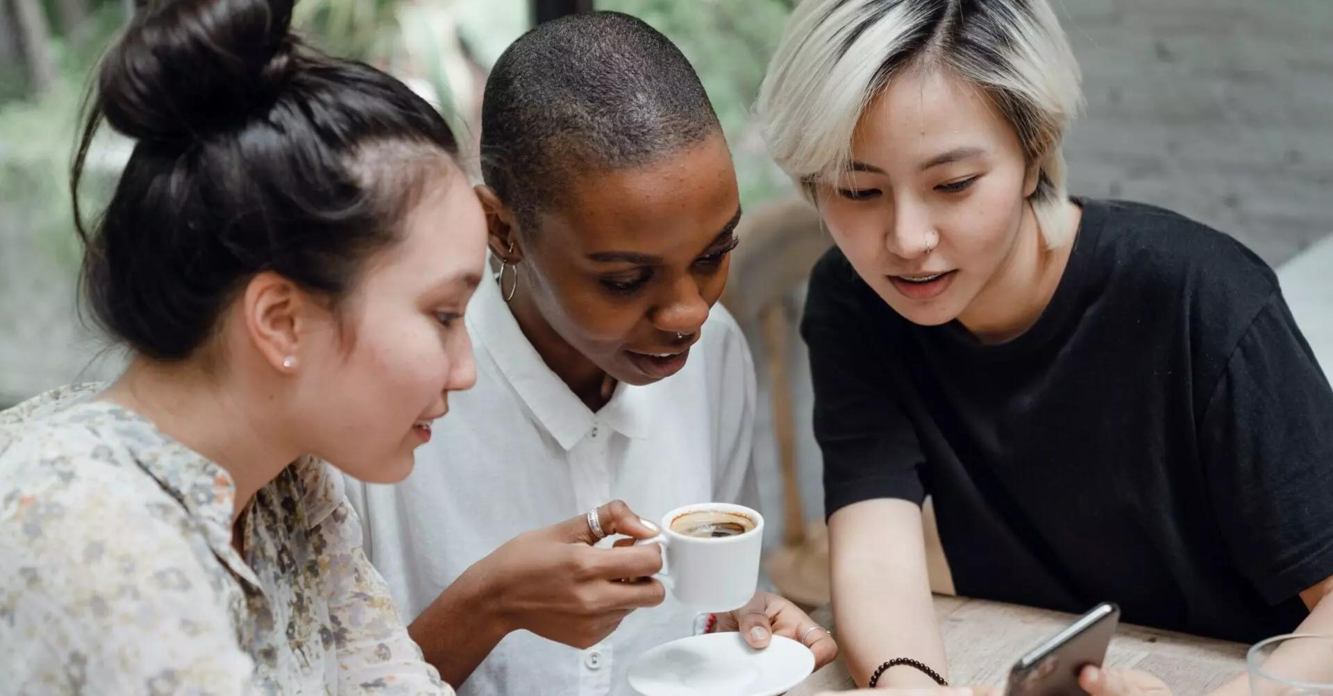 donors and nonprofit meeting and connecting over their cause